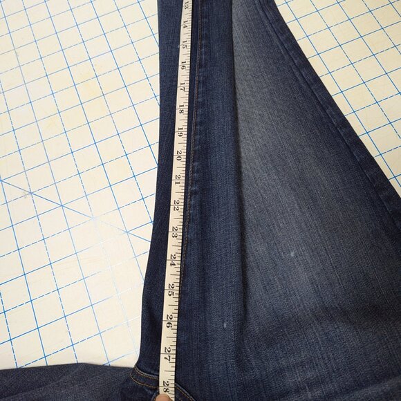 NYDJ Clarissa Ankle Jeans Size 6 Distressed Stretch Blue Jeans Lift and Tuck - Picture 10 of 13